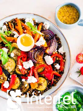 Salad Bowl de lentilles, légumes rôtis et feta